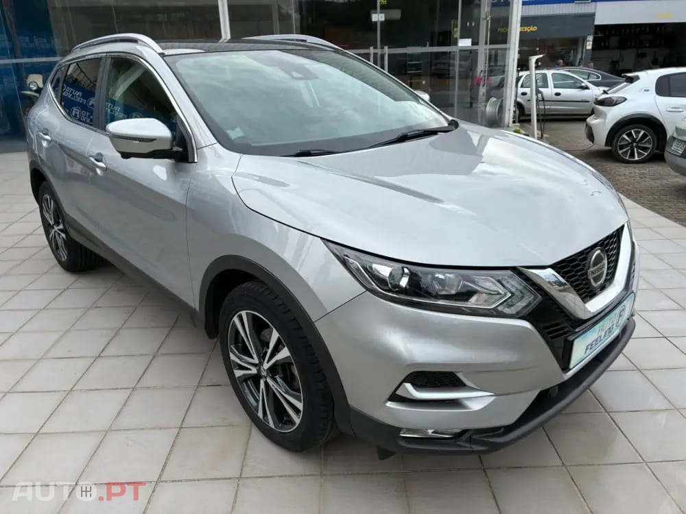 Nissan Qashqai 1.3 DIG-T N-Connecta