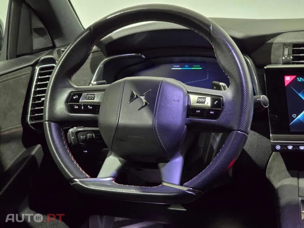 DS DS7 Crossback E-Tense Performance Line EAT8