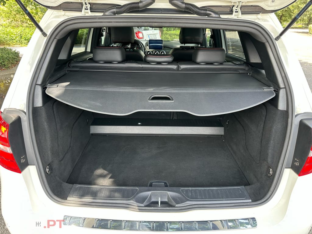 Mercedes-Benz B 200 d AMG Line Aut.