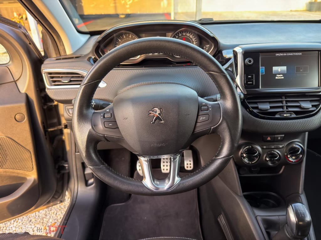 Peugeot 208 1.2 PURETECH
