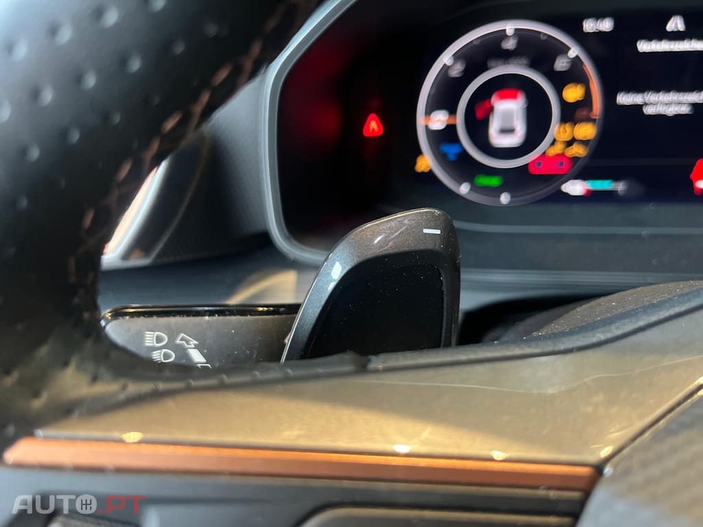 Cupra Leon 1.4 e-Hybrid VZ 245CV