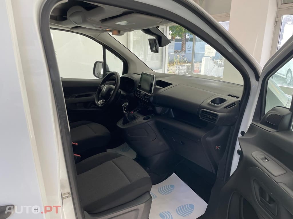 Citroën Berlingo 1.6 BlueHDi L1 — fotografia 9