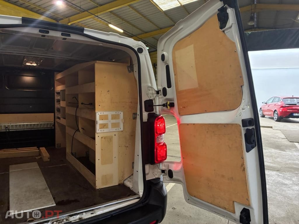 Peugeot Expert 2.0 BlueHDi Long Ashpalt