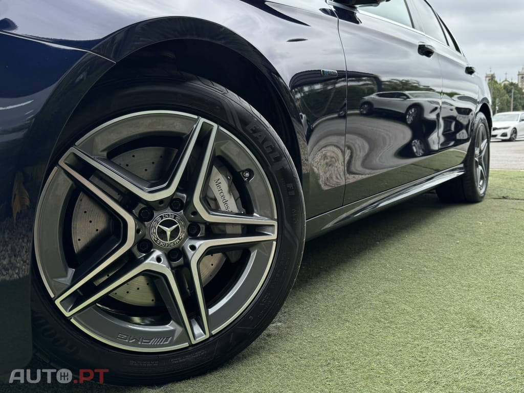 Mercedes-Benz E 300 e AMG Line