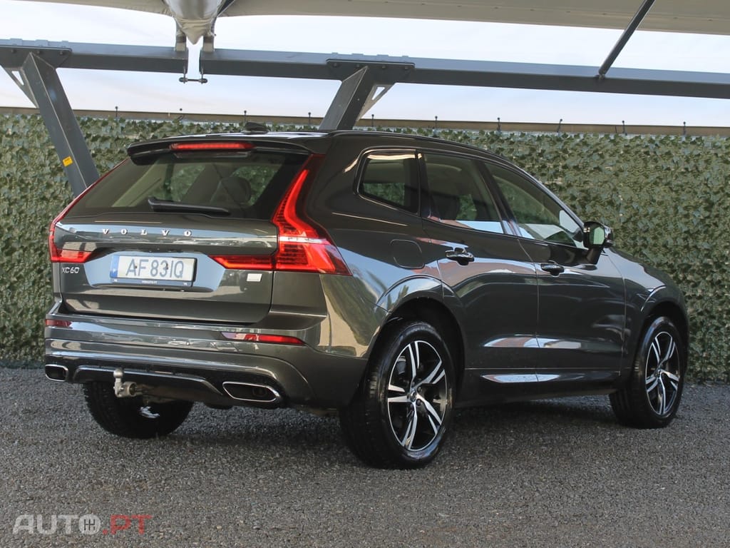 Volvo XC60 2.0 T6 PHEV R-Design AWD
