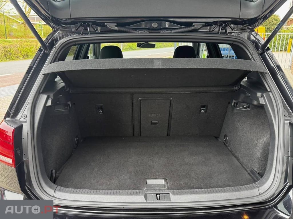 Volkswagen Golf 2.0 TSI  GTI Performance