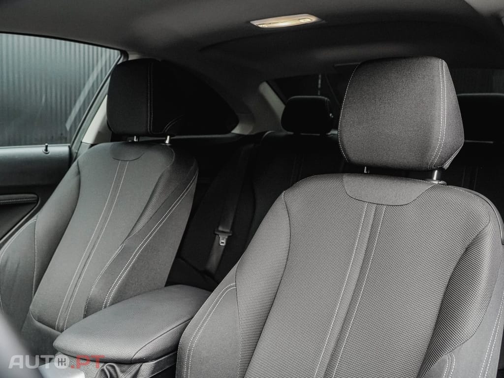 BMW 218 d Coupé Pack M Look M2