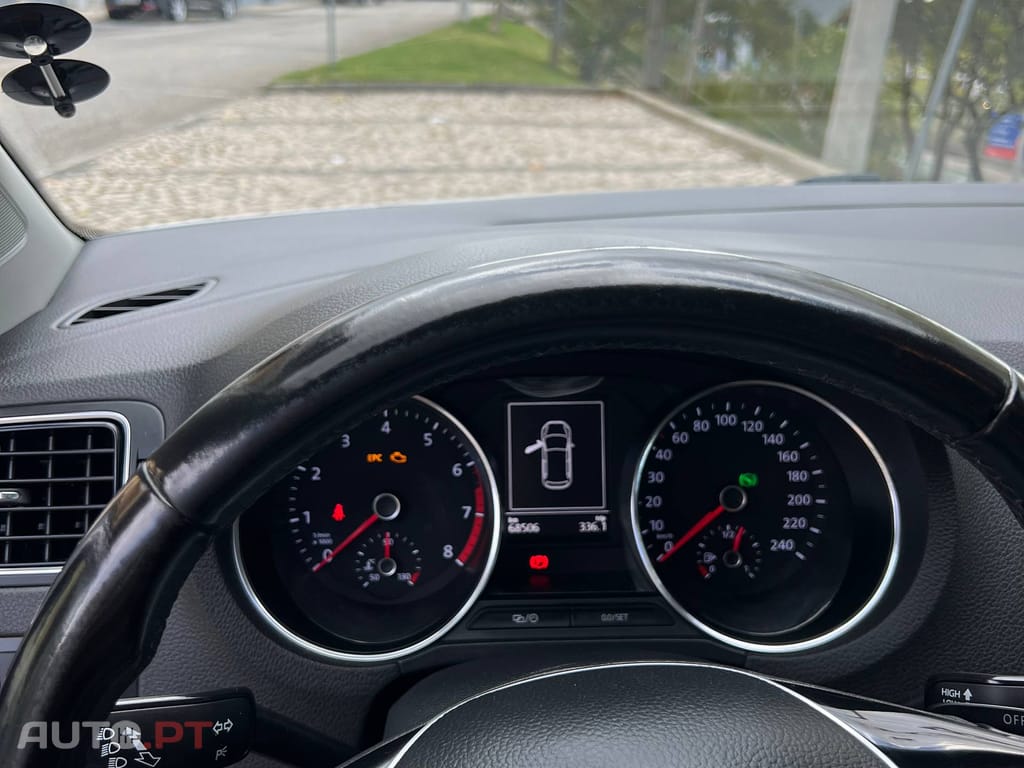 Volkswagen Polo 1.2 TSI (Blue Motion )DSG Highline