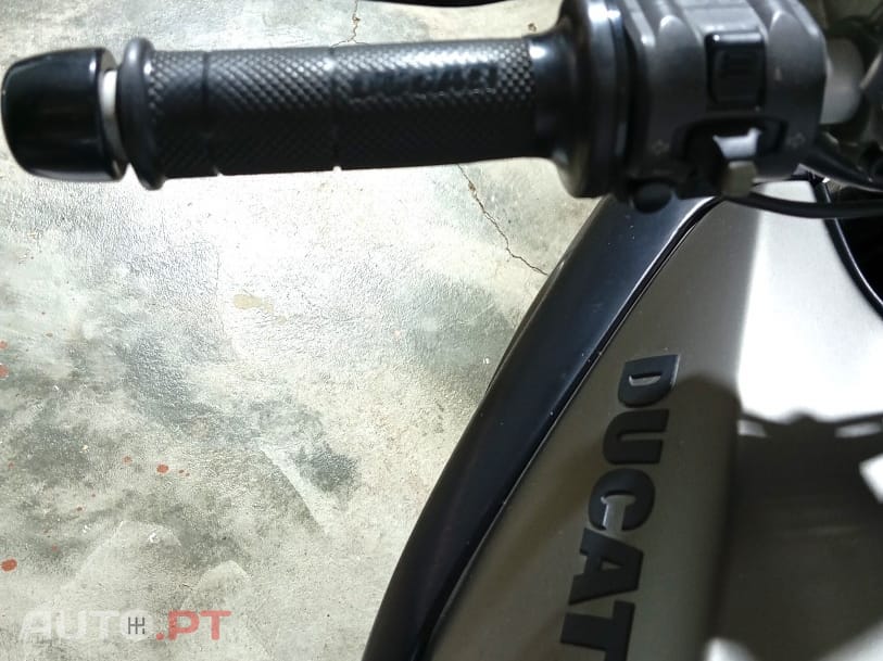 Ducati Diavel 1200 STRADA ABS