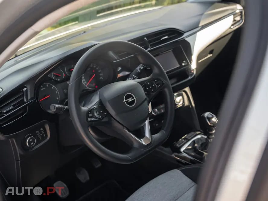 Opel Corsa 1.2 T Business Edition