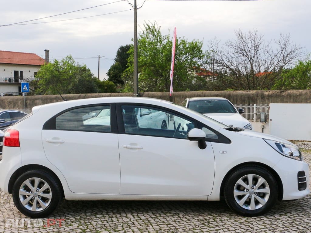 Kia Rio 1.2 CVVT LX