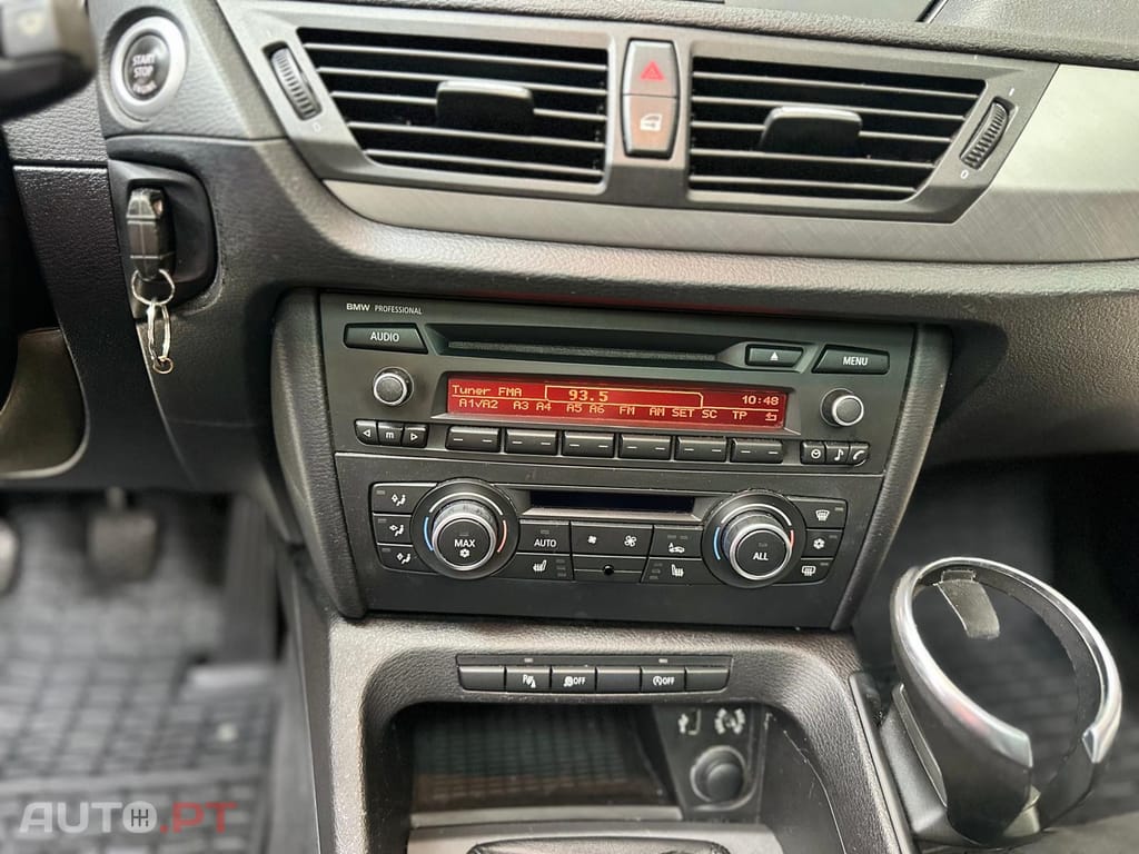 BMW X1 18 d sDrive Pack M