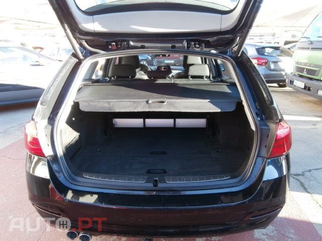 BMW 320 d Touring Ef.Line Sport Auto
