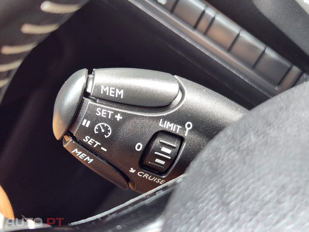 Peugeot 308 1.5 BlueHDi Business Line