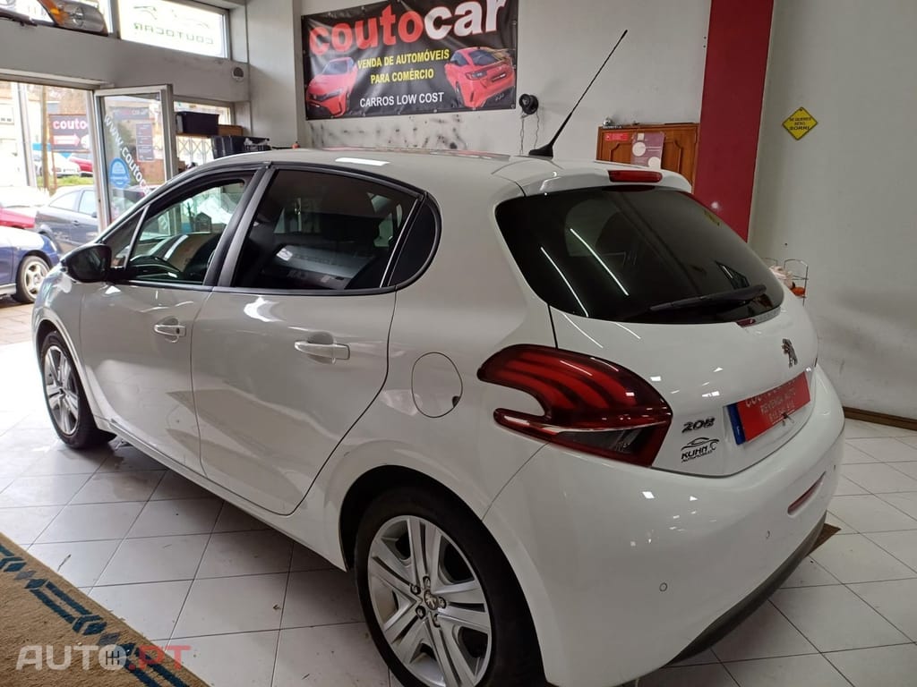 Peugeot 208 1.2 PureTech Style