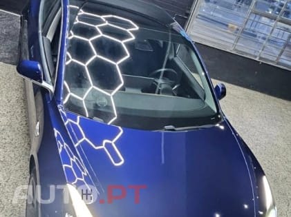 Tesla Model 3 Long Range RWD