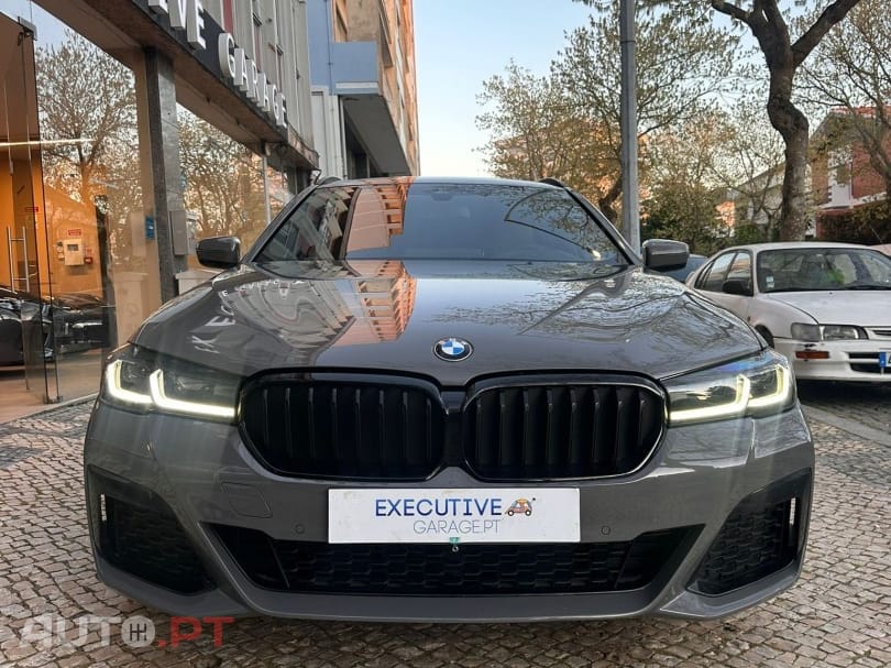 BMW 530 e Pack Desportivo M