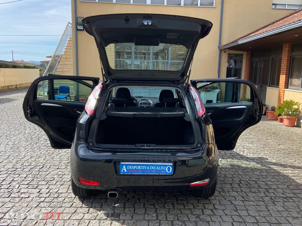 Fiat Punto 1.3 M-Jet LOUNGE S&S