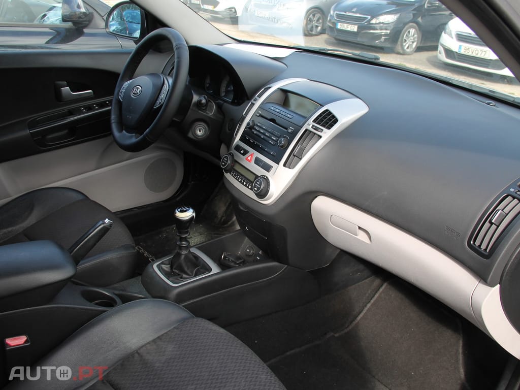Kia Ceed SW 1.6 CRDi EX