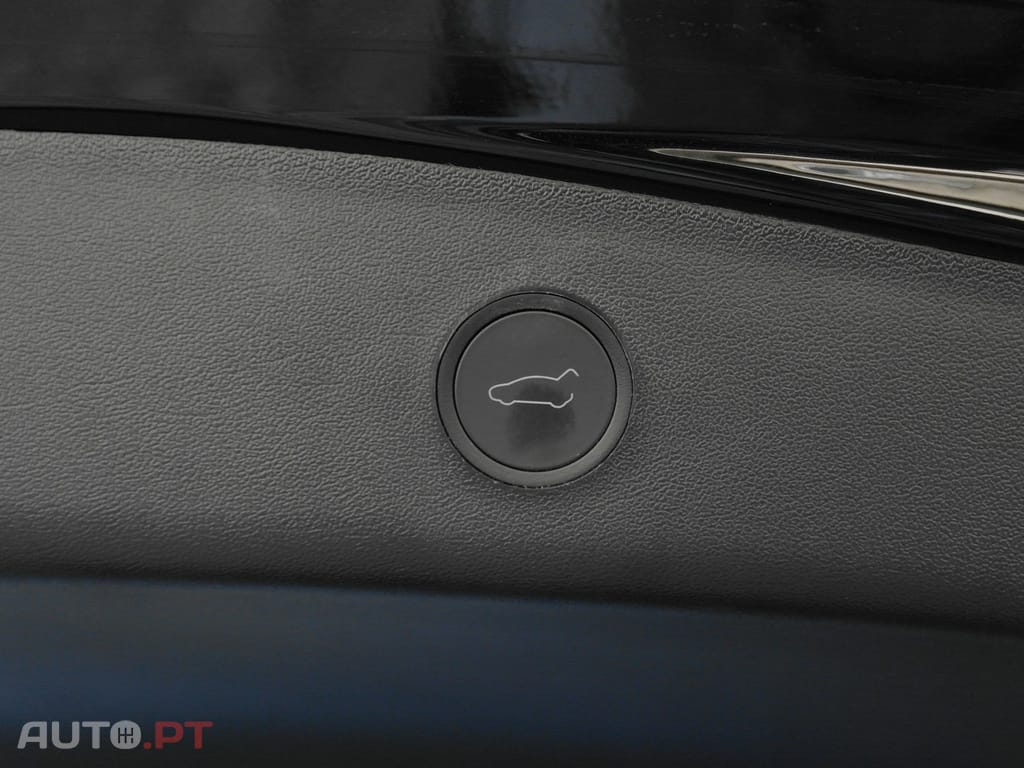 Tesla Model 3 Long Range Tração Traseira