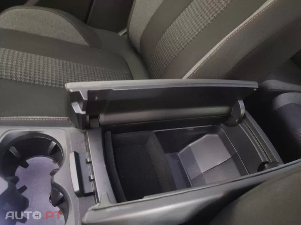 Peugeot 5008 1.6 BlueHDi Style EAT6