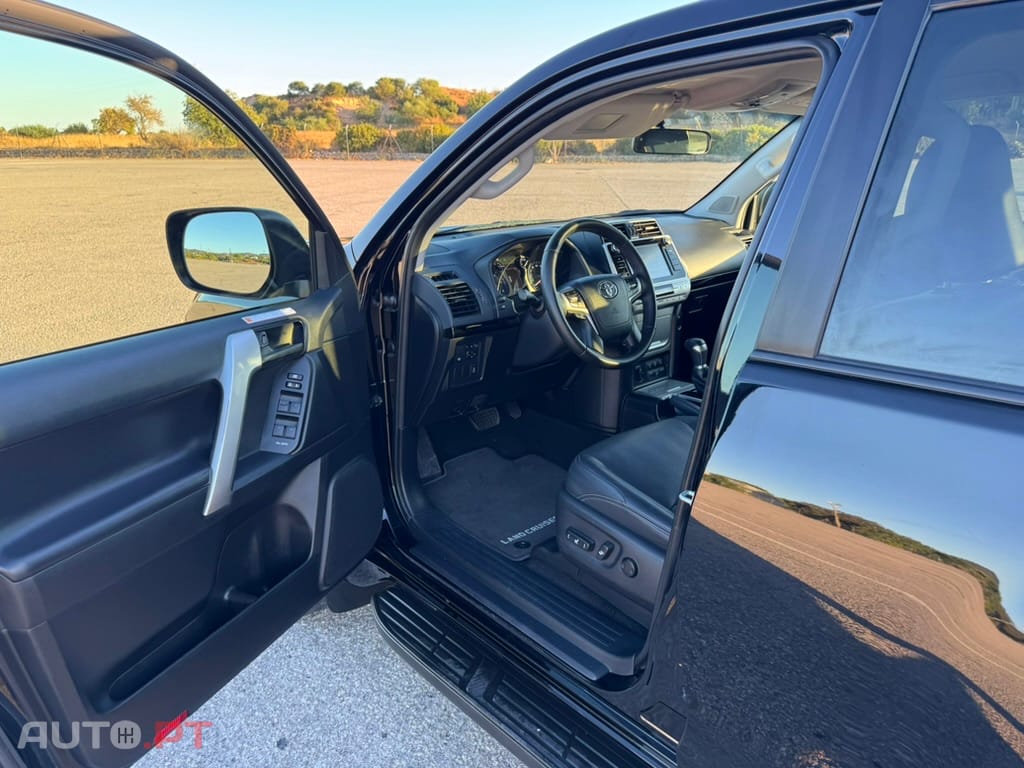Toyota Land Cruiser 2.8 D-4D CA