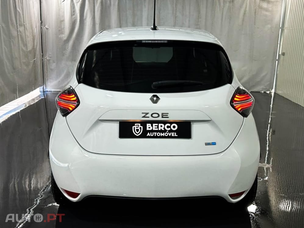 Renault Zoe Outro