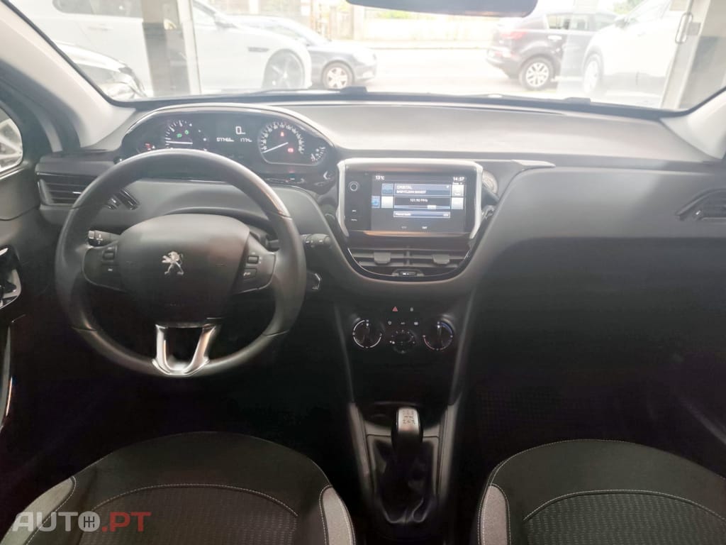Peugeot 208 1.2 VTi Active