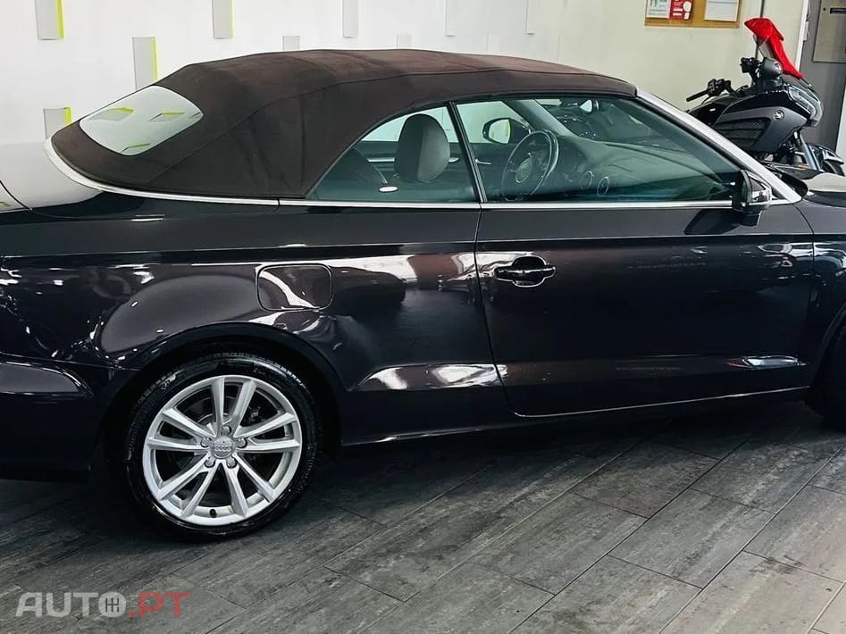 Audi A3 Cabrio 2.0 TDI S tronic (clean diesel) Ambiente