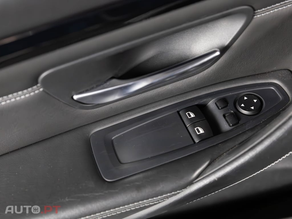 BMW M4 Auto