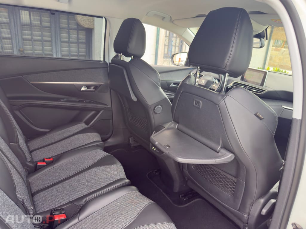 Peugeot 5008 1.6 BlueHDi Allure