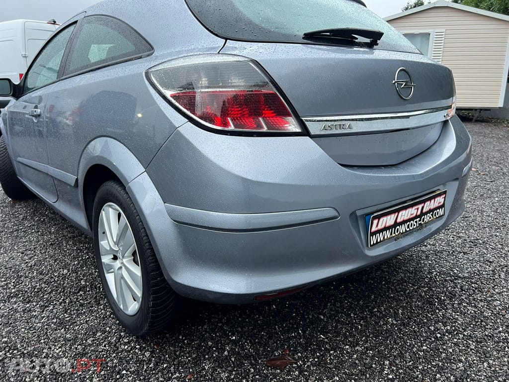 Opel Astra GTC 1.3 CDTi