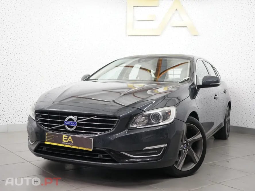 Volvo V60 2.4 D6 Summum AWD Phev