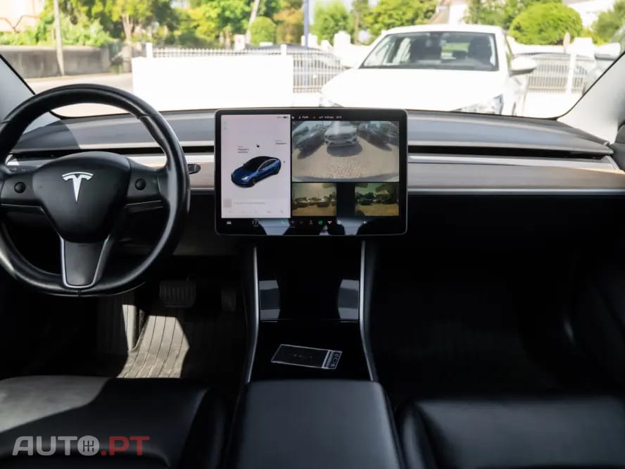 Tesla Model 3 Standard Range Plus RWD