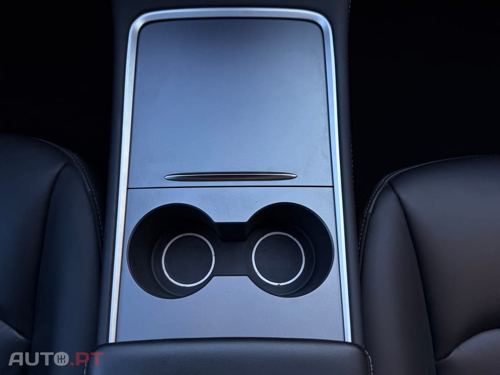 Tesla Model Y Outro