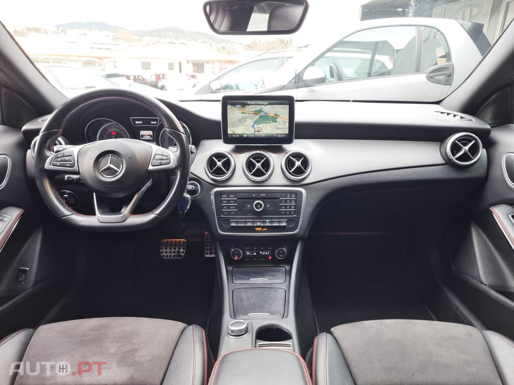Mercedes-Benz GLA 220 CDi AMG Line 4-Matic