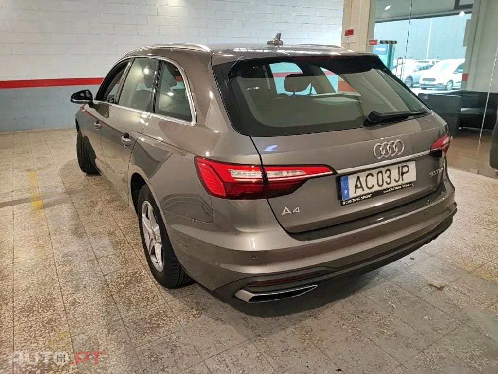 Audi A4 Avant 35 TDI S tronic