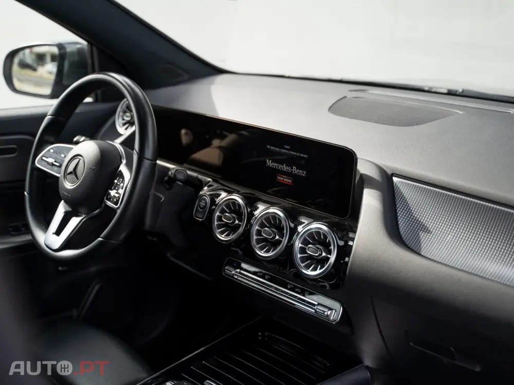 Mercedes-Benz GLA 250 e AMG Line