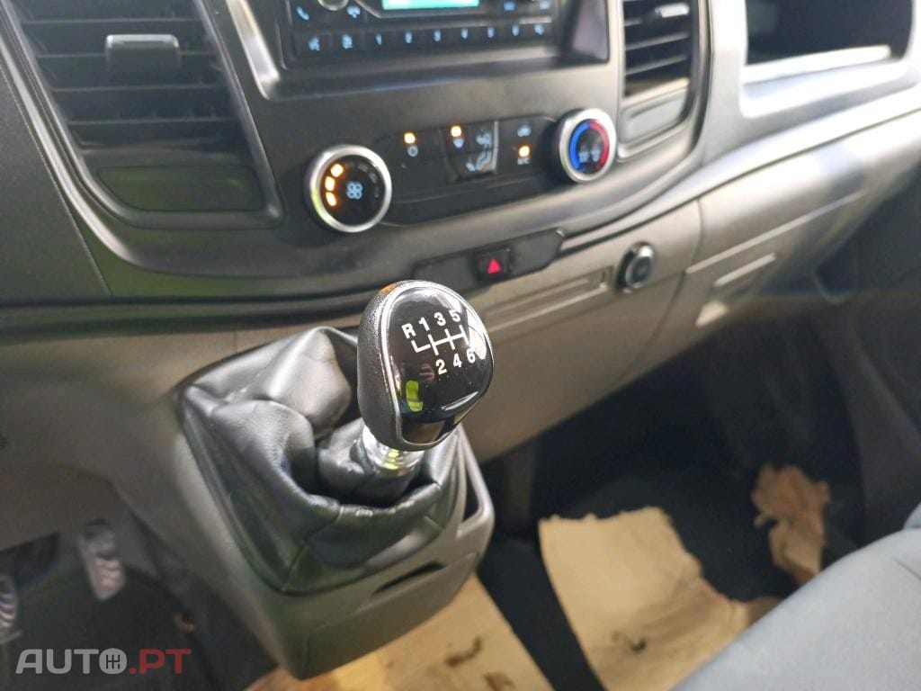 Ford Transit Custom 250L1 2.0 TDCi H1-Tecto Baixo Ambiente
