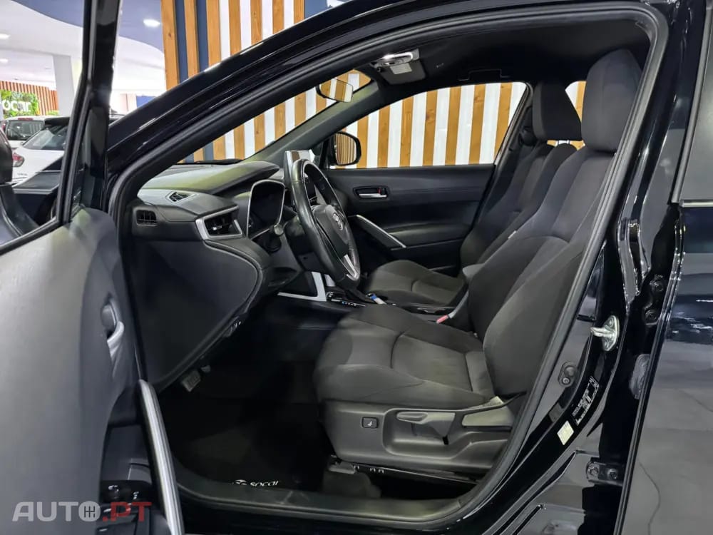 Toyota Corolla Cross exclusive