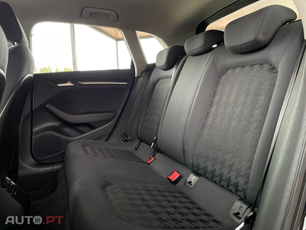 Audi A3 Sportback 1.6 TDi Attraction Ultra