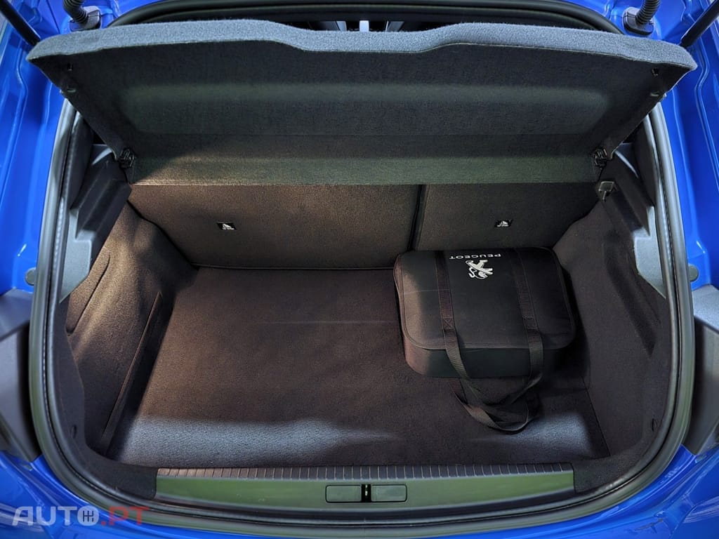 Peugeot E-208 50 kWh GT Line