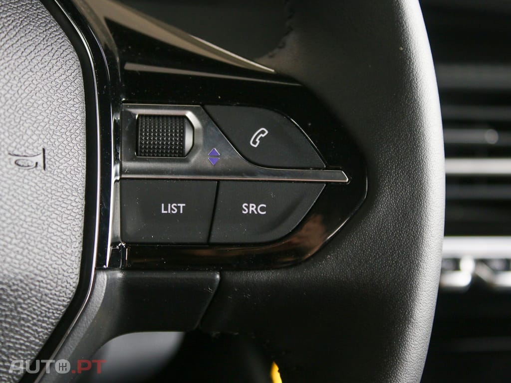 Peugeot 2008 1.2 PureTech Allure