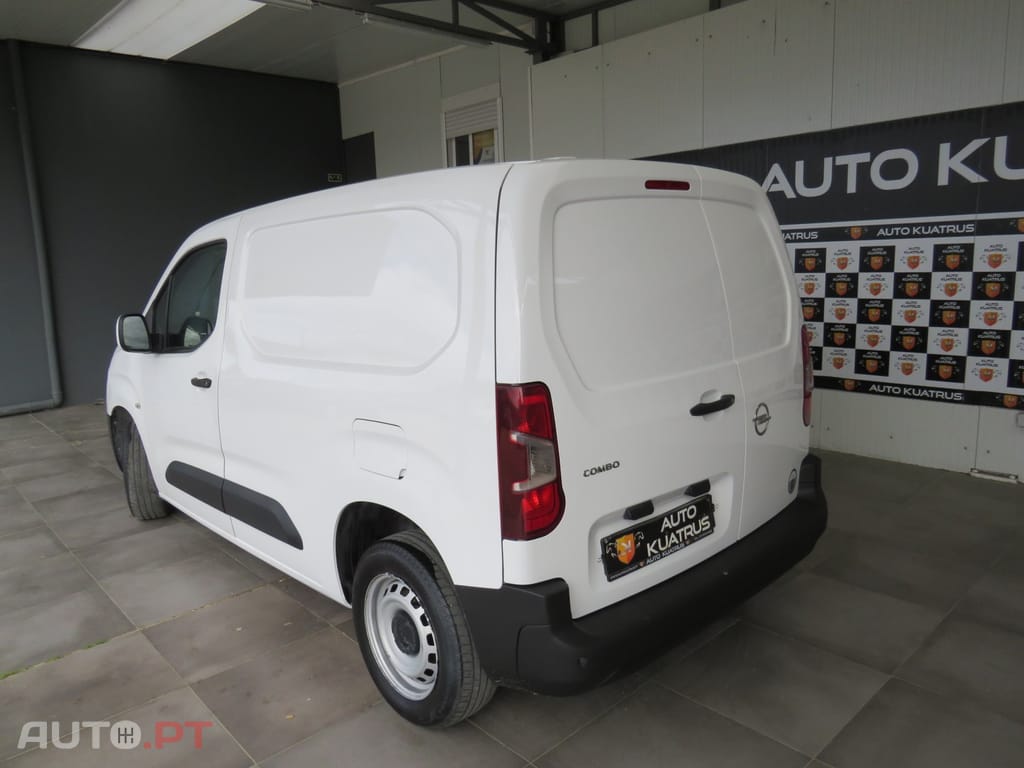Opel Combo 1.5 CDTi L1H1 Enjoy