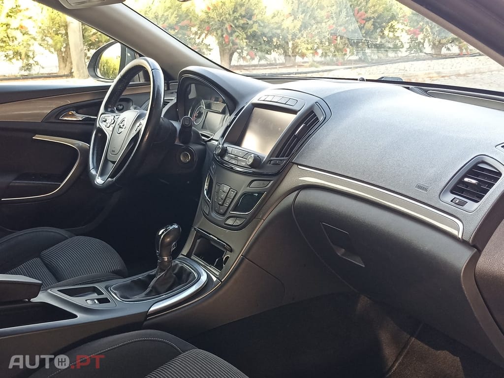 Opel Insignia 1.6 CDTi Cosmo S/S J17