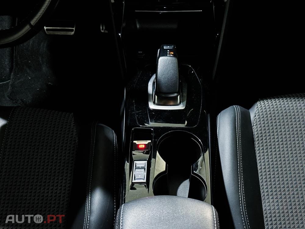 Peugeot E-208 50 kWh GT Pack