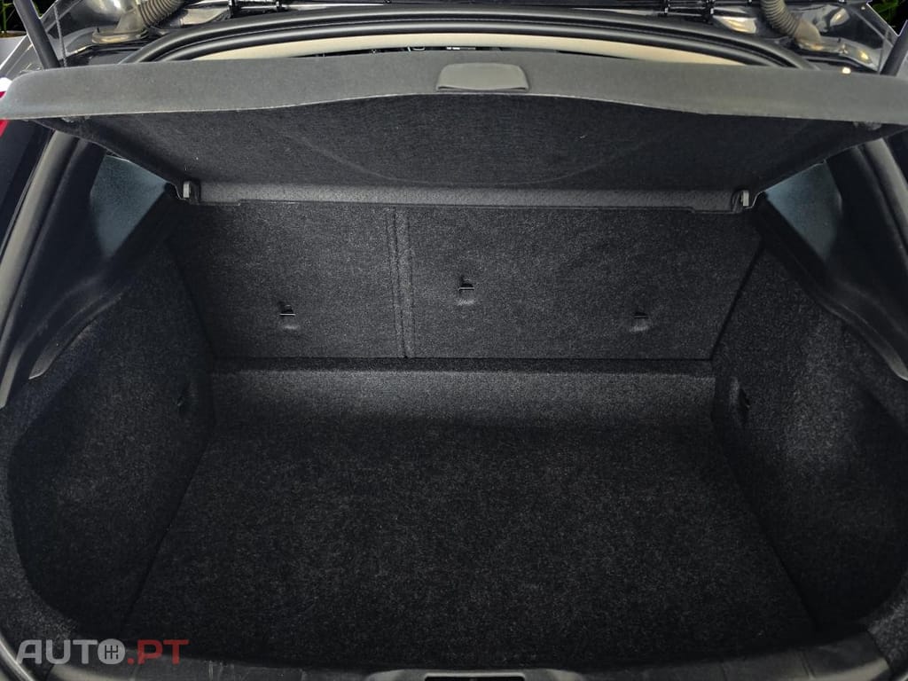 Volvo V40 2.0 D2 Momentum