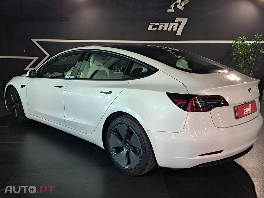 Tesla Model 3 Long-Range Dual Motor AWD