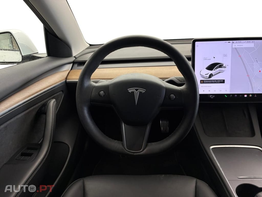 Tesla Model 3 Standard Range Plus RWD