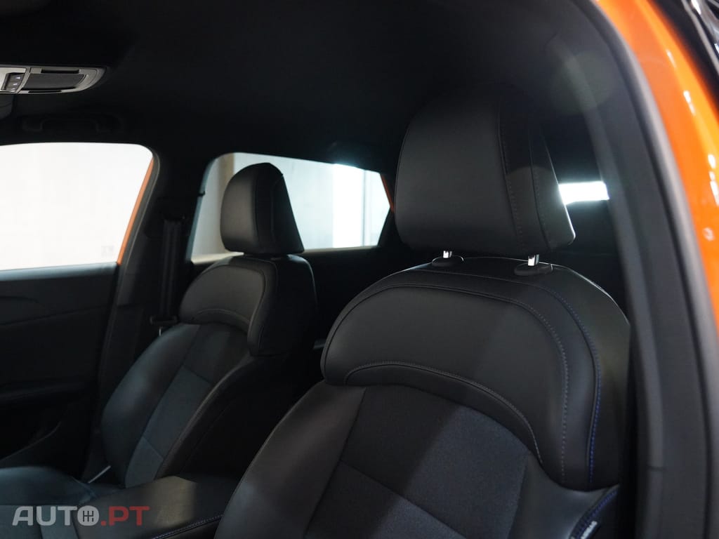 MG MG4 64 kWh Luxury